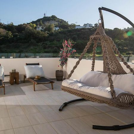 Helen Luxury Holiday House With Sea View 罗希姆诺 外观 照片