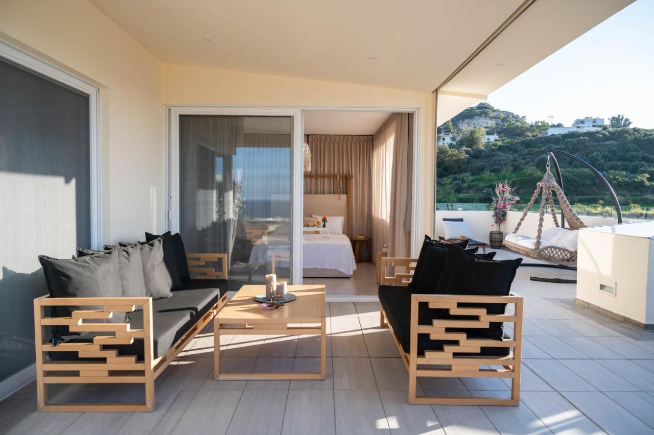 Helen Luxury Holiday House With Sea View 罗希姆诺 外观 照片