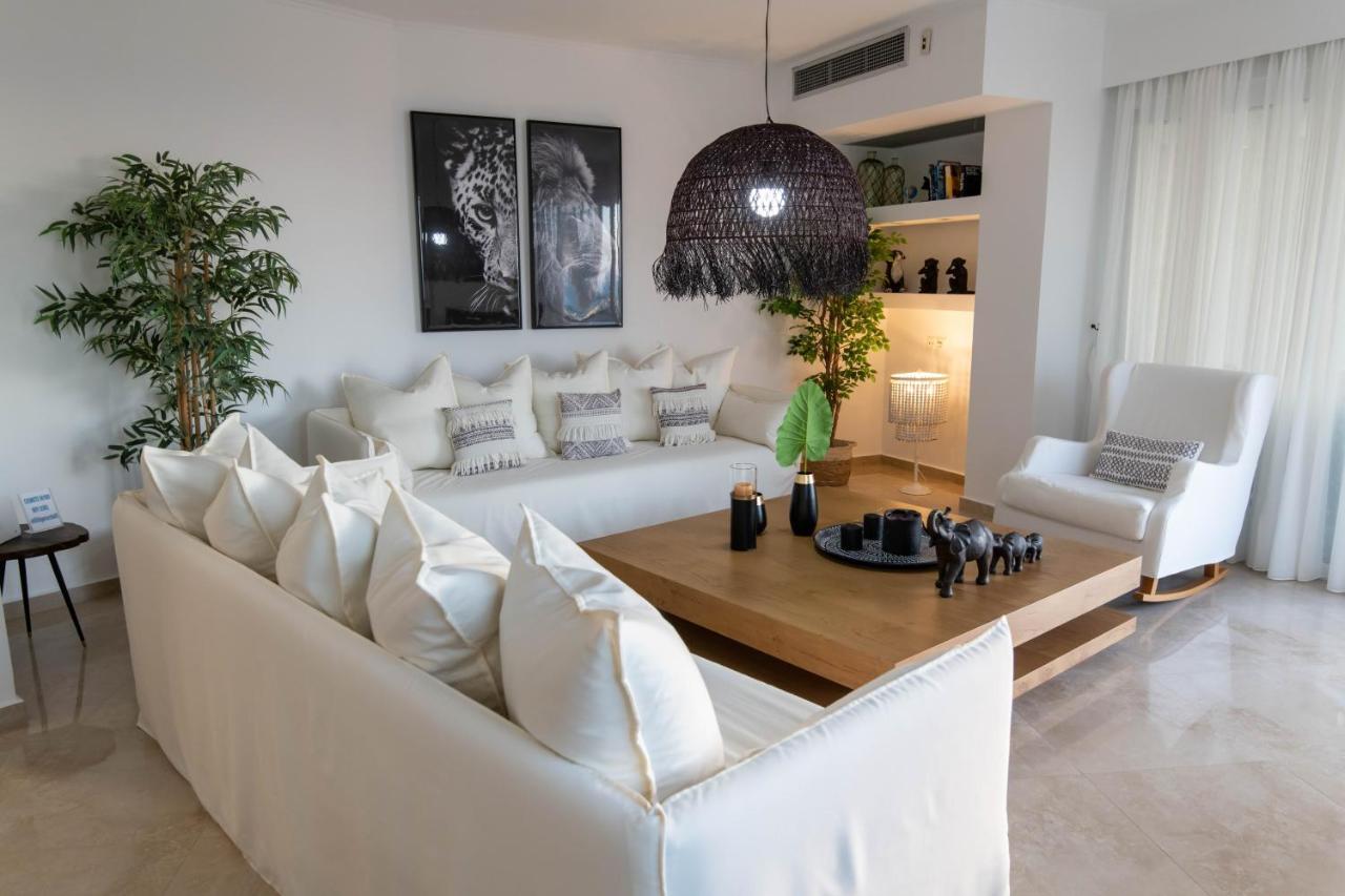 Helen Luxury Holiday House With Sea View 罗希姆诺 外观 照片