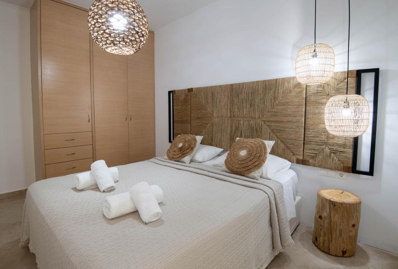 Helen Luxury Holiday House With Sea View 罗希姆诺 外观 照片